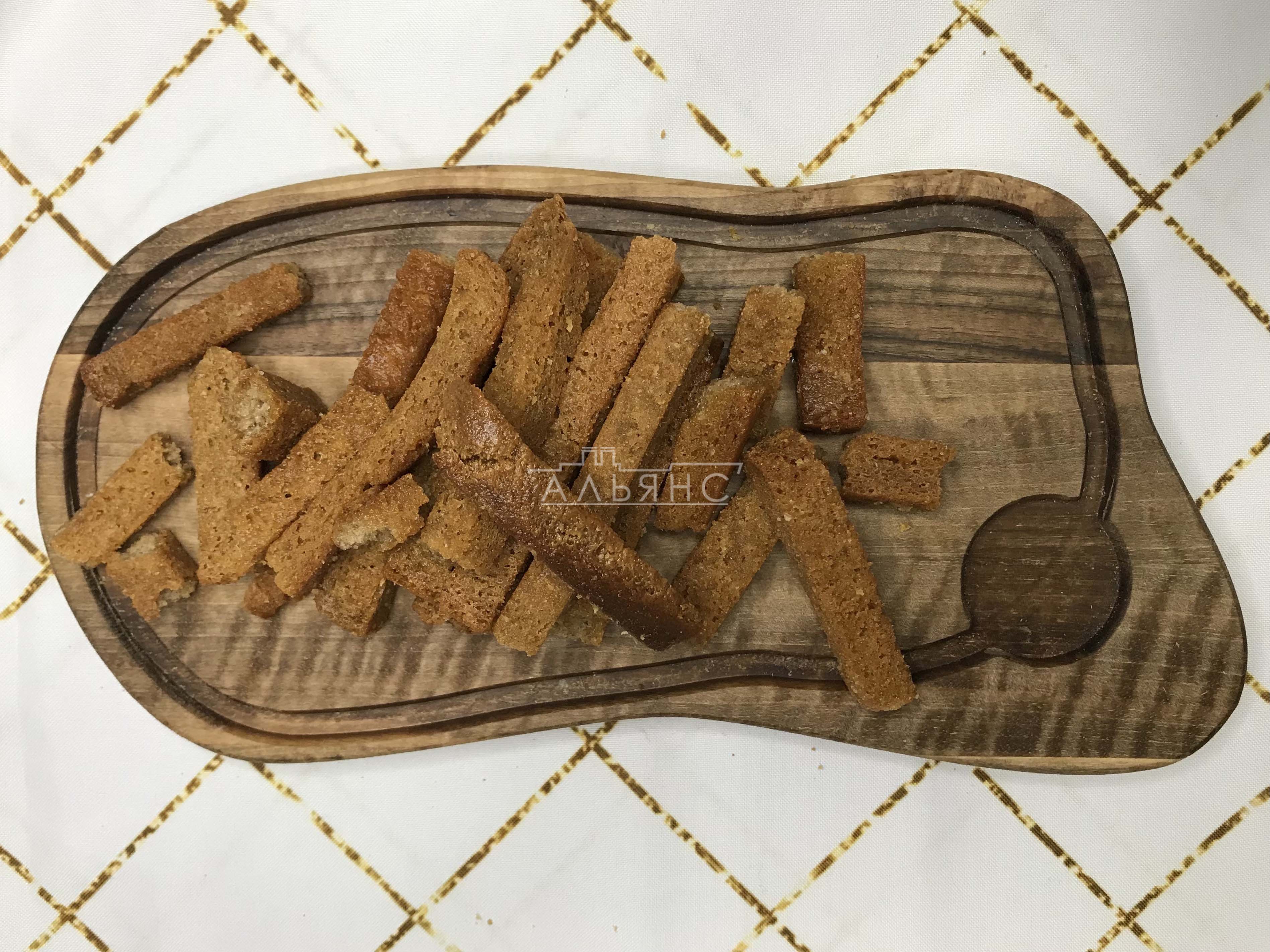 Деревенские гренки с чесноком в Кубинке