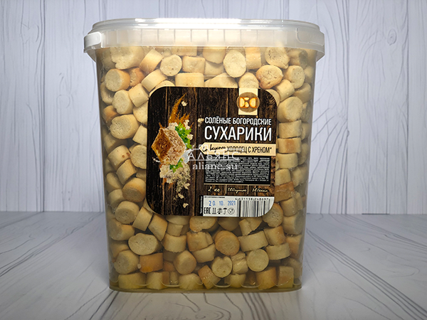 Сухарики с холодцом и хреном в Кубинке