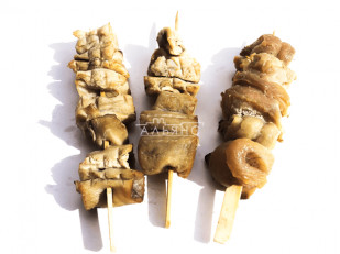 Горбуша теша (брюшки) холодного копчения: Шашлычок из щуки холодного копчения